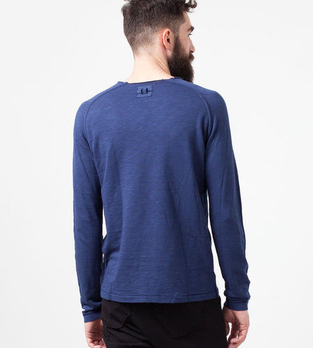 Daris Tee in Blue