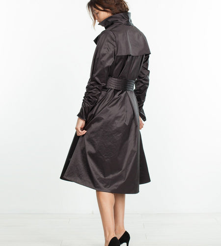 Trench Coat in Black