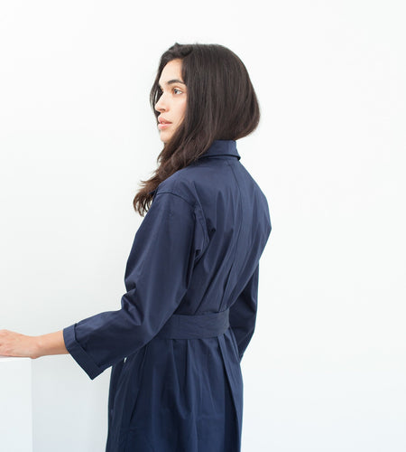 Sateen Trench in Navy