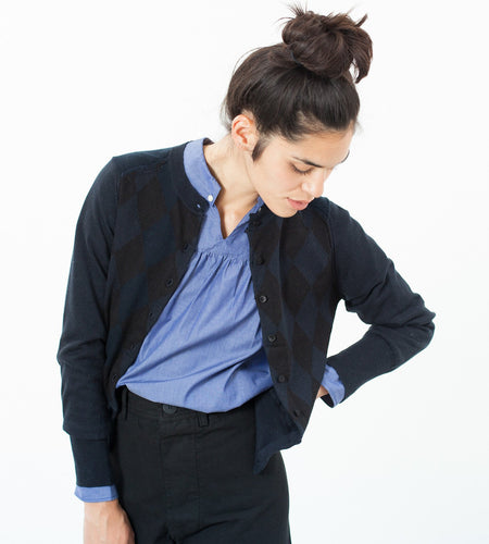 Quilt Pattern Cardigan in Black/Navy