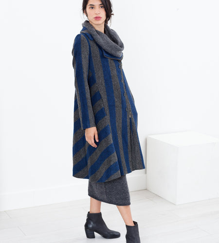 Petale Coat in Silver/Blue