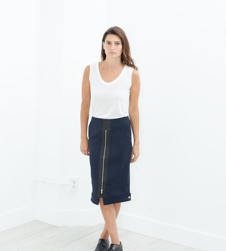 Contrast Zipper Skirt in Navy