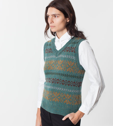 Fair Isle Vest in Army