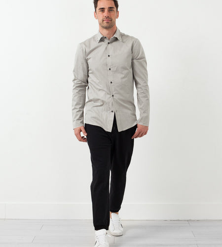 Moun Button Up
