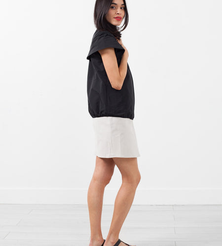 Sleeveless Cape Jacket