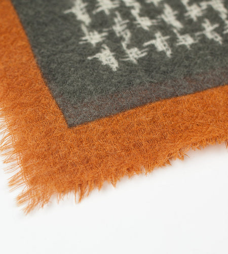 Houndstooth Square in Slate