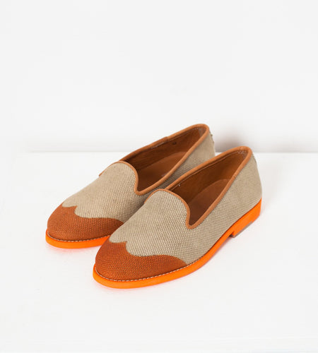 Wingtip Loafer in Orange